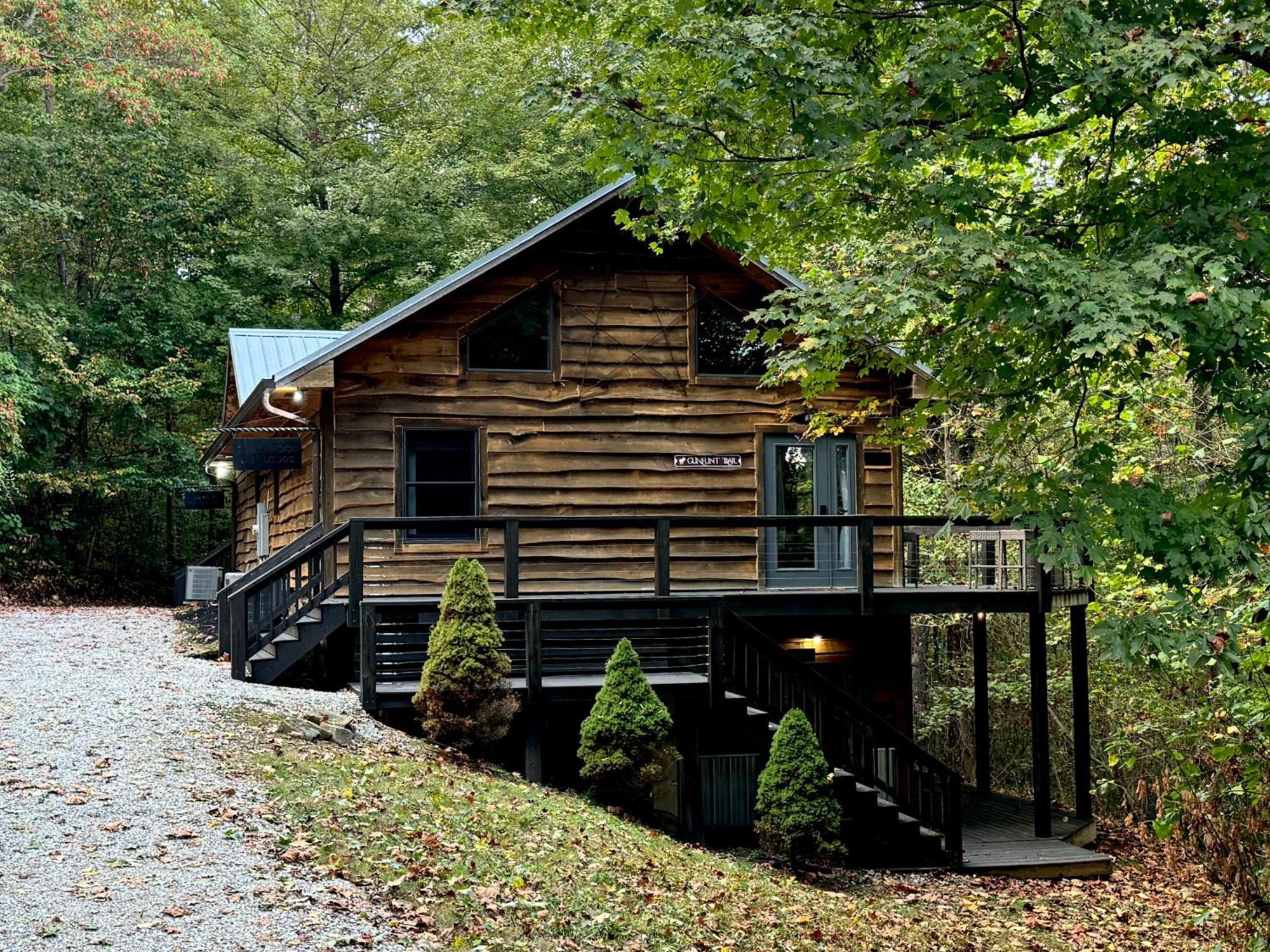 The Treehouse At The Rustic Retreat Hotel แนชวิลล์ ภายนอก รูปภาพ